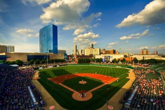 Free Parking! Downtown King Suite Lucas Oil- Conv Center Skywalk#1 印第安納波利斯 外观 照片