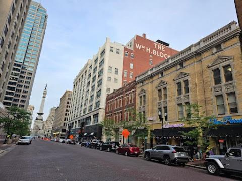 Free Parking! Downtown King Suite Lucas Oil- Conv Center Skywalk#1 印第安納波利斯 外观 照片